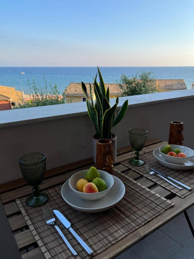 Costal Apartment Глифада Экстерьер фото