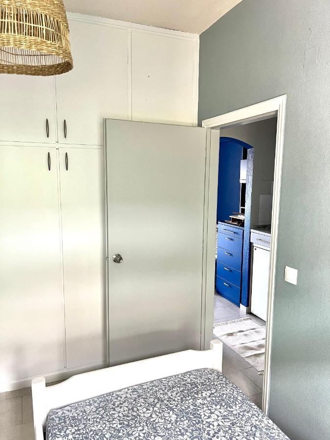 Costal Apartment Глифада Экстерьер фото