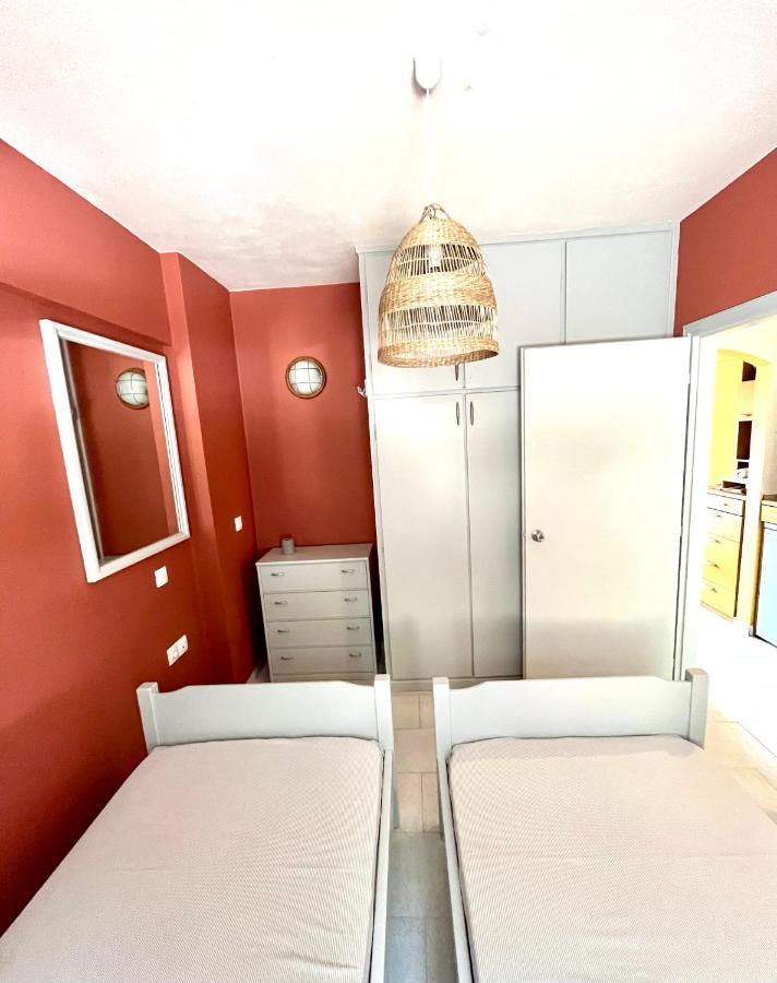Costal Apartment Глифада Экстерьер фото
